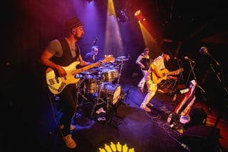 Live band lighting